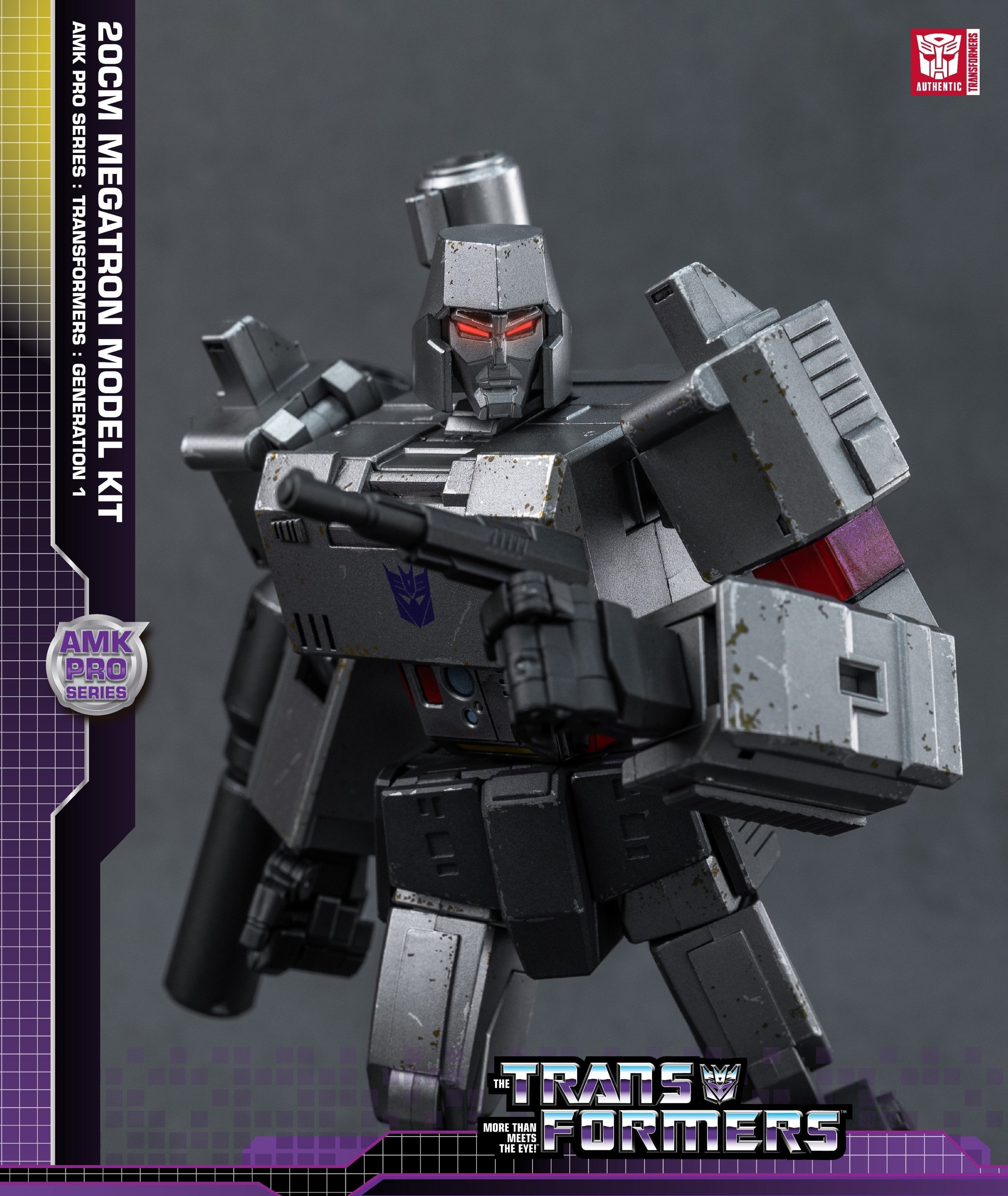 Transformers: Generation 1 - 20cm Megatron Model Kit - AMK PRO Series